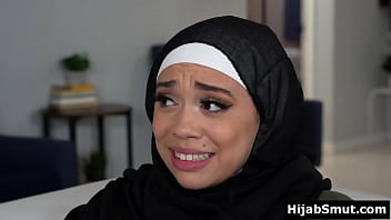 Первый секс для мусульманского сводного брата и сводной сестры