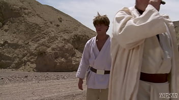 Wicked - Obi Wan засовывает свой член Obi в задницу песчаной крошки ПОЛНАЯ СЦЕНА
