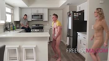 CherryPie Fucking StepSon Freeuses His Stepmother While Casually Having Family Time