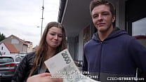 CzechStreets - Er hat zugelassen, dass seine Freundin ihn betrügt