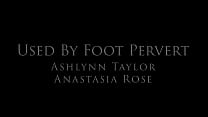 Anastasia Rose "Bound and Used By Lesbian Foot Pervert" con Ashlynn Taylor