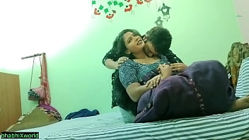 Neue bengalische Ehefrau beim ersten Nachtsex! Mit Clear Talking