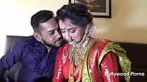 新婚インド人スディパハードコアハネムーン初夜のセックスと中出し - ヒンディー語オーディオ