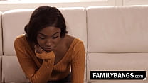FamilyBangs.com ⭐ Sweet Ebony Babe seduzida por seu meio-irmão suspeito, Damon Dice, Amari Anne