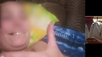 Hornythickgirl se masturbe lors d'un appel vidéo