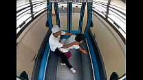 sexe vidéo viral dans le câble du métro