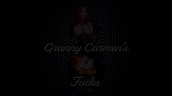 Oma Carmens stoßender Vibrator-Orgasmus 02062022-MC
