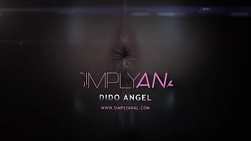 Dido Angel con Lola di Simply Anal