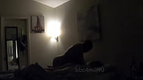 Esposa latina gordita deja que la joven BBC entre a su habitación
