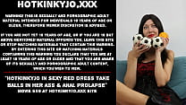 Hotkinkyjo в сексуальном красном платье принимает яйца в свою задницу и анальный пролапс