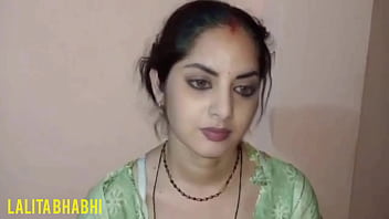 Fellation, léchage de chatte et baise vidéo de sexe en voix hindi de la fille indienne excitée Lalita bhabhi