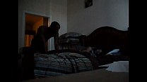 Секс дома в любительском видео